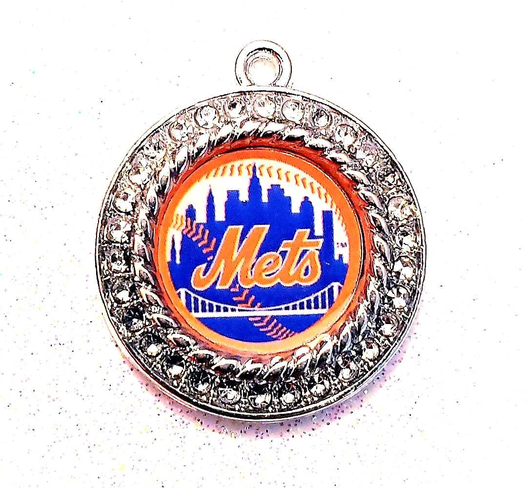 14 in stock - MLB New York Mets Baseball Charms. Sports Team Charms in 2.5cm. Rhinestone NY Mets Sports Charms