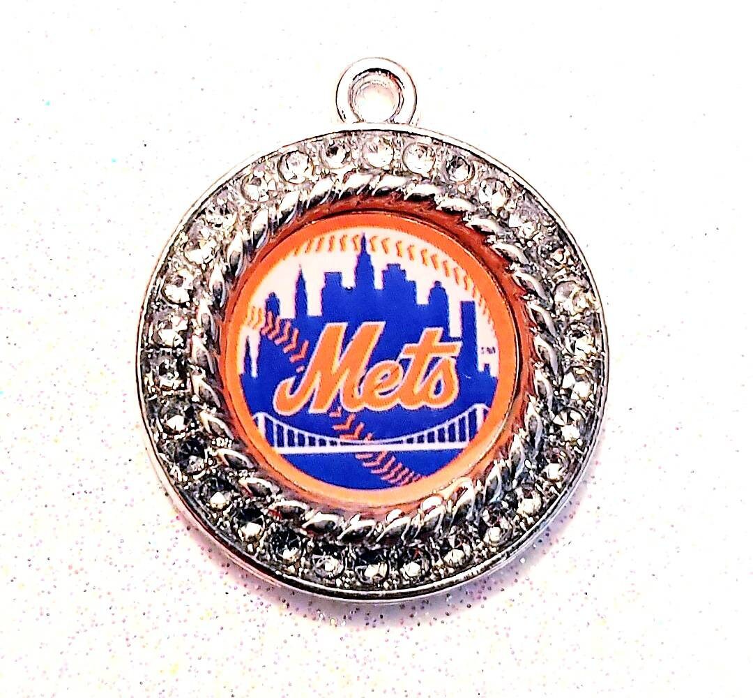 14 in stock - MLB New York Mets Baseball Charms. Sports Team Charms in 2.5cm. Rhinestone NY Mets Sports Charms