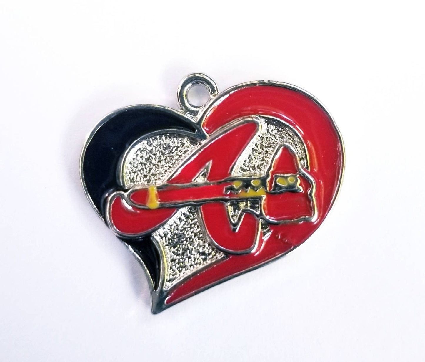 Atlanta Braves Heart Charms. Sports Team Charms. MLB Heart Charms 1 inch