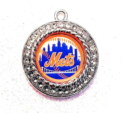 14 in stock - MLB New York Mets  Baseball Charms.  Sports Team Charms in 2.5cm. Rhinestone NY Mets Sports Charms