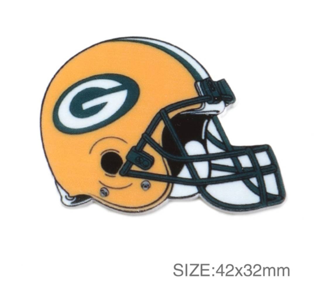 4 in stock - Green Bay  Packers Resin Flatback. Planar Football Sports Embellishments. Football Bow Center Piece. Football Party Favors 42x32mm